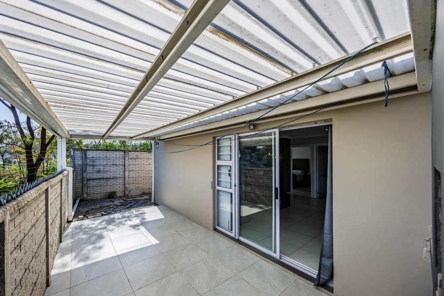 2 Bedroom Property for Sale in Nahoon Valley Park Eastern Cape